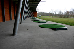 Driving rangen bør indrettes med god bevægelsesfrihed. Foto fra Horsens Golfklub